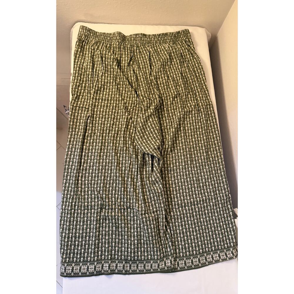 Max Studio London Wide Leg Pants 2X Green Floral Pull On NWT - Picture 4 of 10